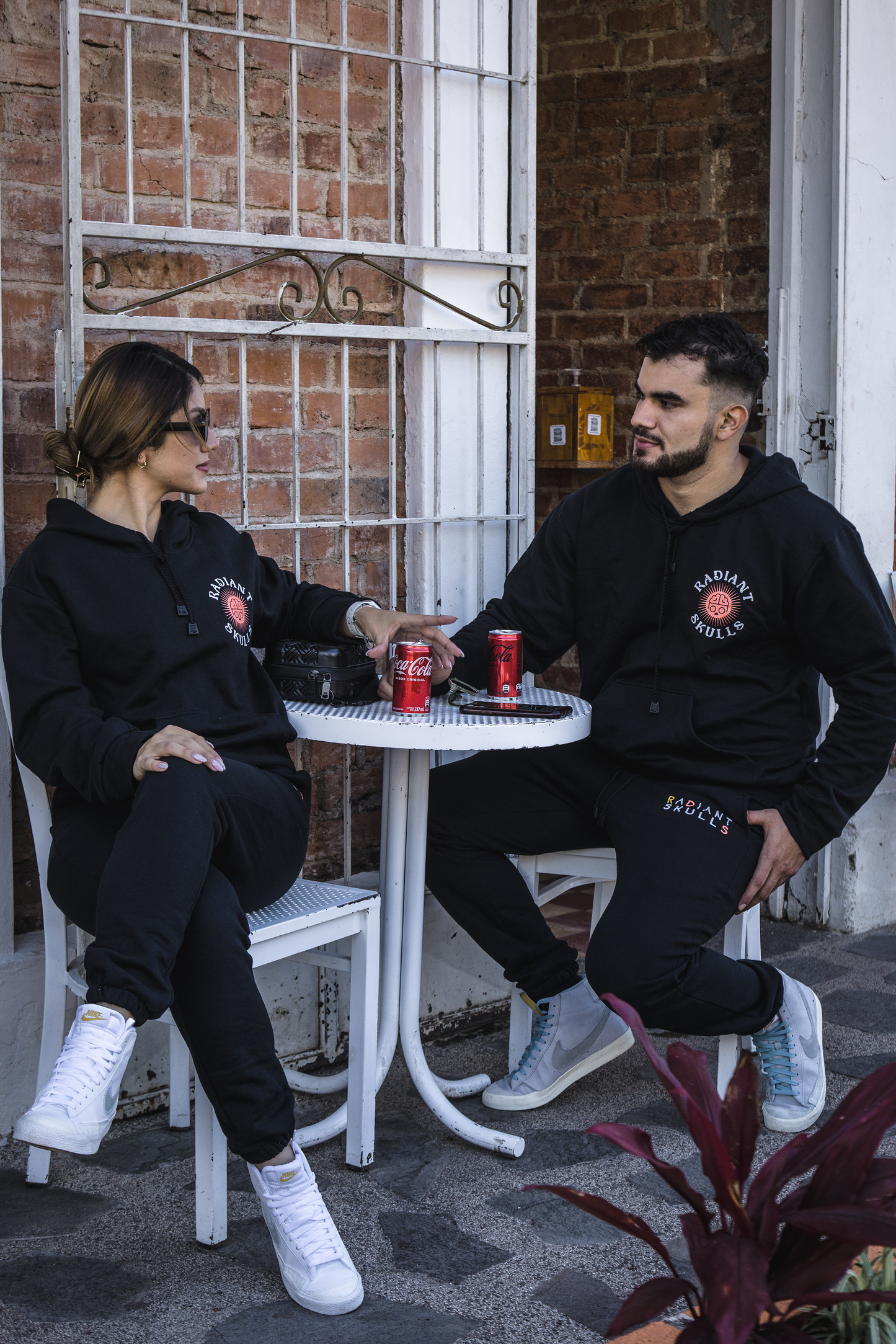 SET SUÉTER Y PANTALÓN NEGRO